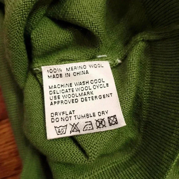 Earth Wind And Rider Womens Merino Wool Cycling 1/4 Zip Sweater Size M NEW Green - Picture 7 of 7